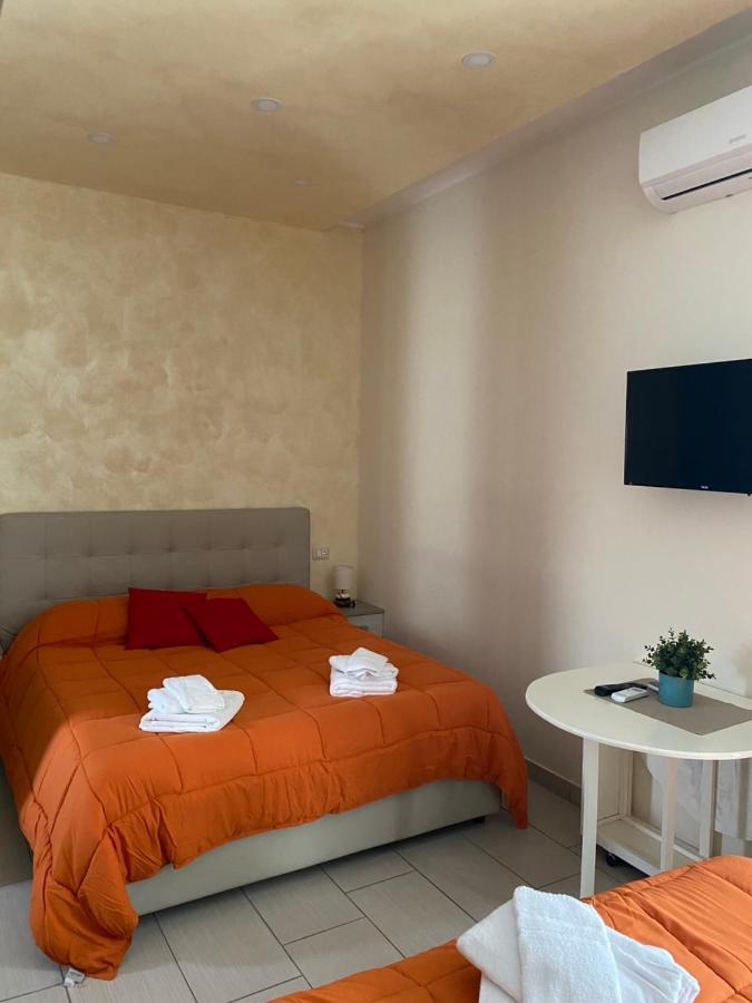 Room25Mq Picasso 切尔科拉 外观 照片